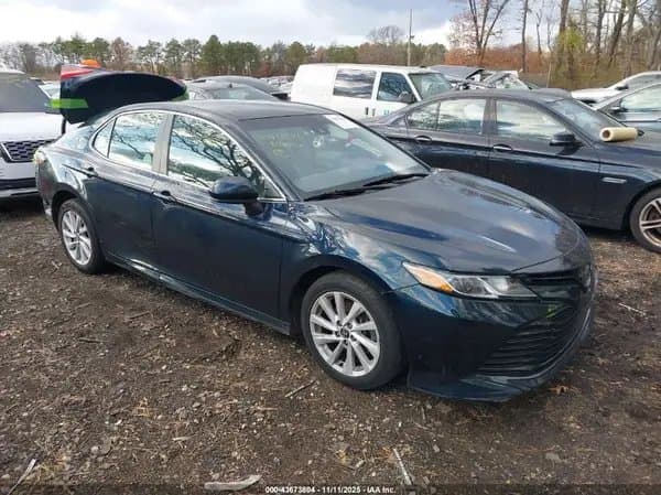 Toyota Camry 2018