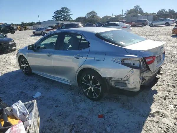 Toyota Camry 2018
