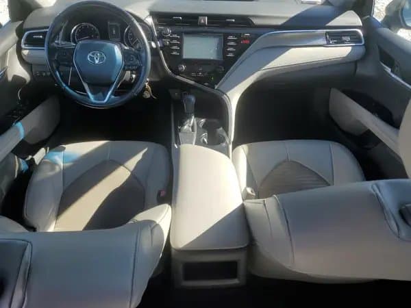 Toyota Camry 2018