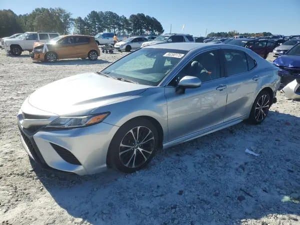 Toyota Camry 2018
