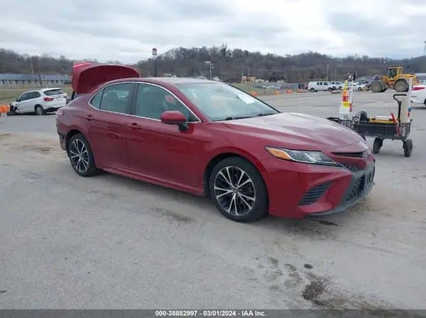 Toyota Camry 2018