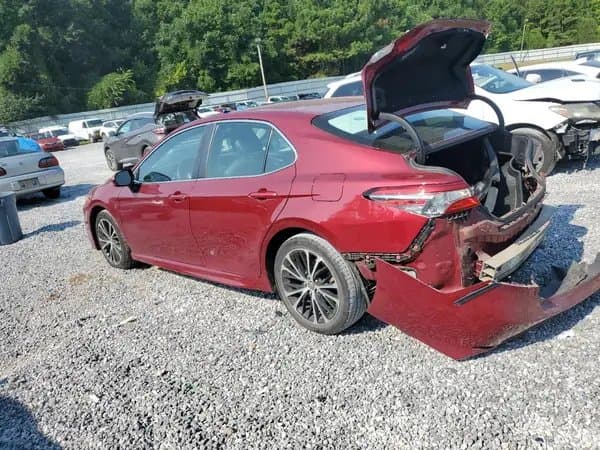 Toyota Camry 2018