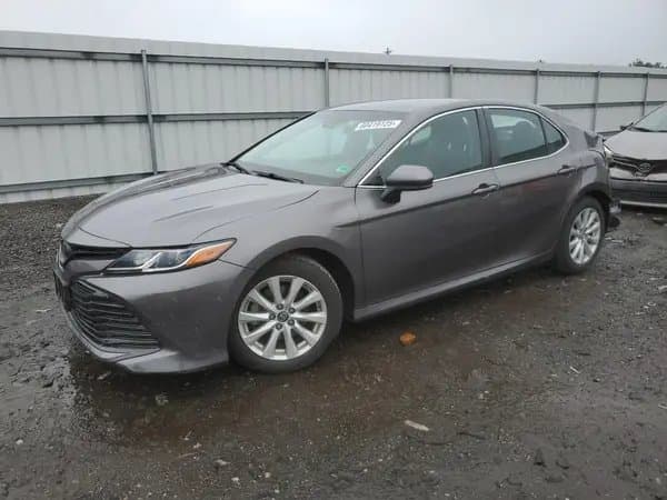 Toyota Camry 2018