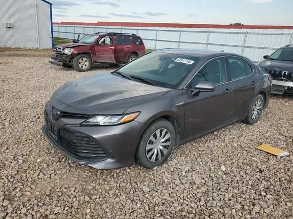 Toyota Camry 2019