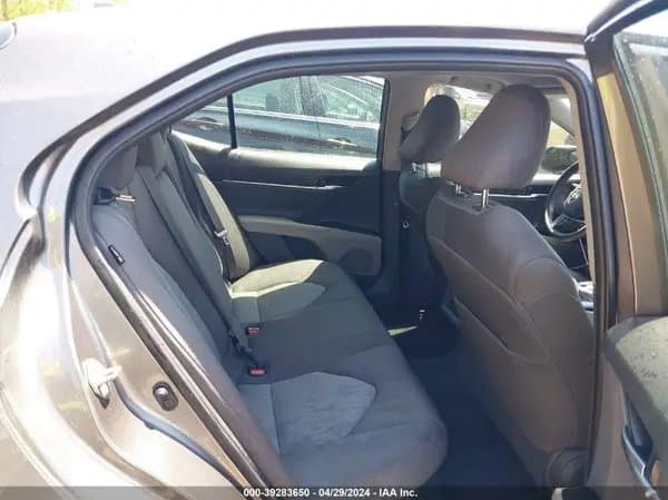 Toyota Camry 2019