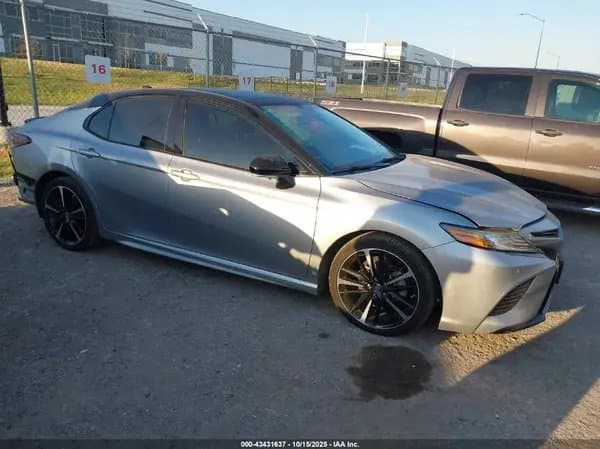 Toyota Camry 2019