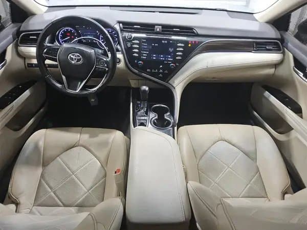 Toyota Camry 2019