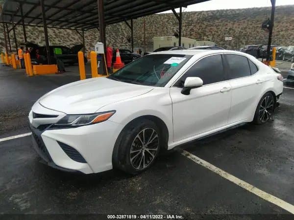 Toyota Camry 2019
