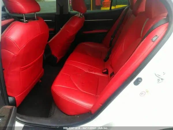 Toyota Camry 2019