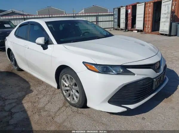 Toyota Camry 2019