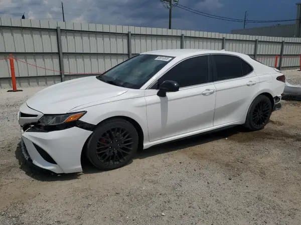 Toyota Camry 2019