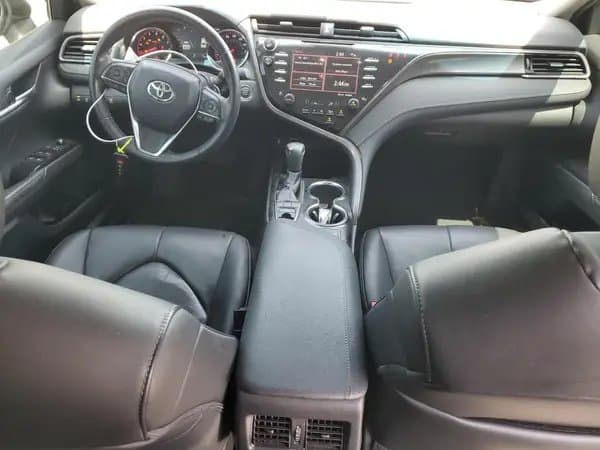 Toyota Camry 2019