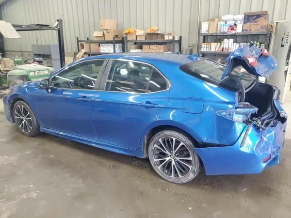 Toyota Camry 2019