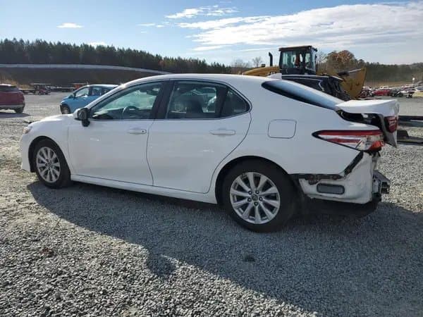 Toyota Camry 2019
