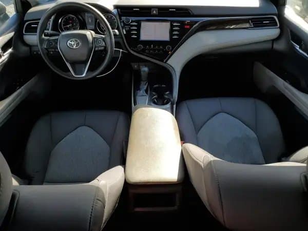 Toyota Camry 2019