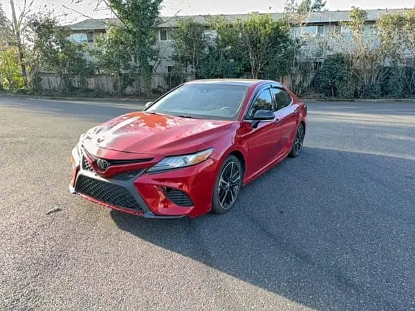 Toyota Camry 2019