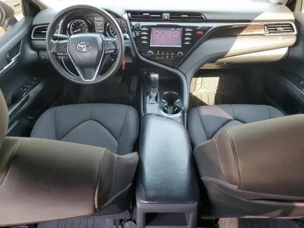 Toyota Camry 2019