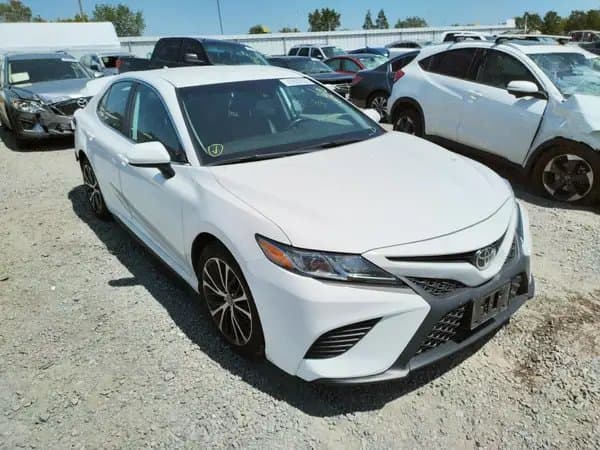 Toyota Camry 2019