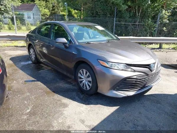 Toyota Camry 2019