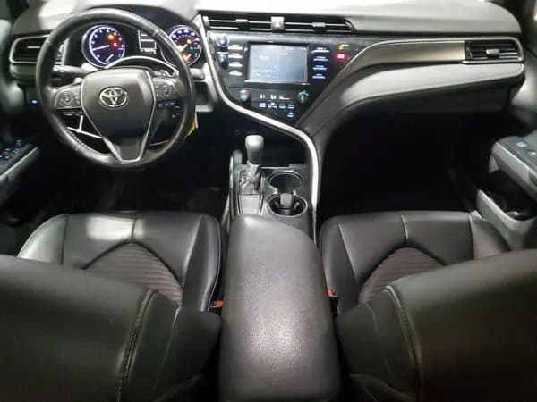 Toyota Camry 2019