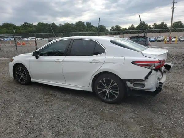 Toyota Camry 2019