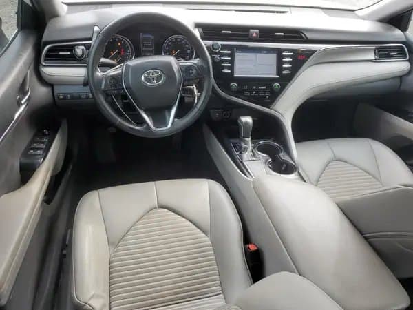 Toyota Camry 2019