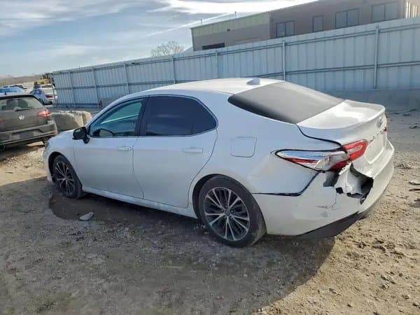 Toyota Camry 2019
