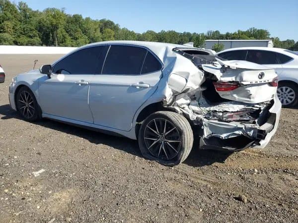 Toyota Camry 2019