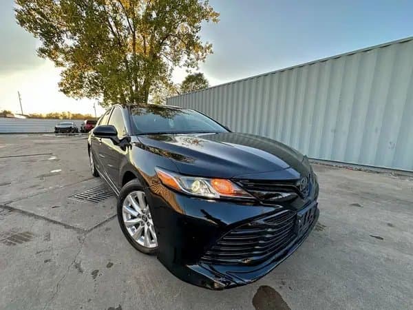 Toyota Camry 2019