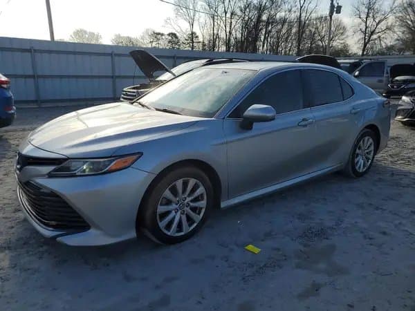 Toyota Camry 2019