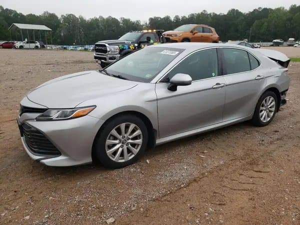 Toyota Camry 2019