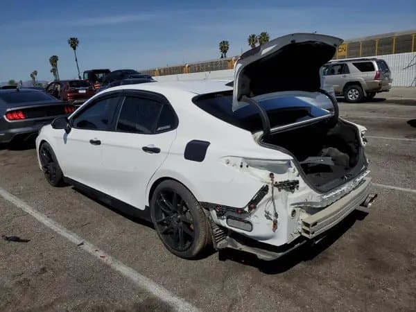 Toyota Camry 2019