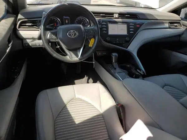 Toyota Camry 2019