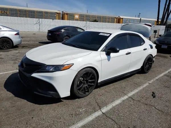 Toyota Camry 2019
