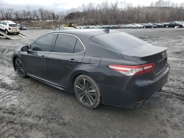 Toyota Camry 2020