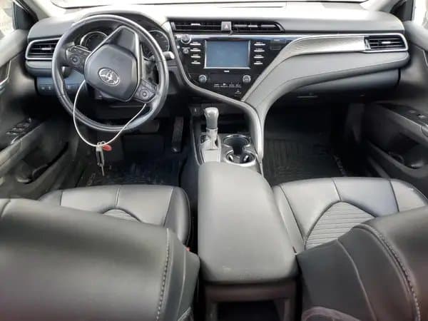 Toyota Camry 2020