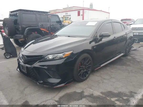 Toyota Camry 2021
