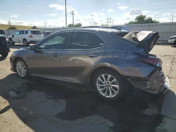 Toyota Camry 2021