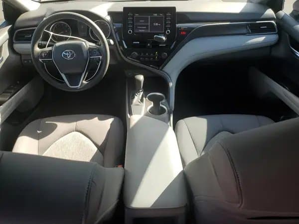 Toyota Camry 2021