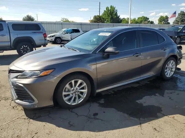 Toyota Camry 2021