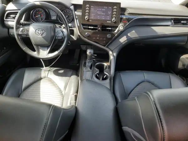 Toyota Camry 2021
