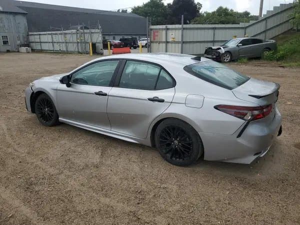 Toyota Camry 2021