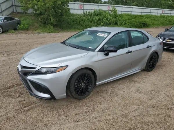 Toyota Camry 2021