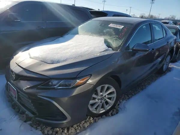 Toyota Camry 2021
