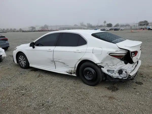 Toyota Camry 2021