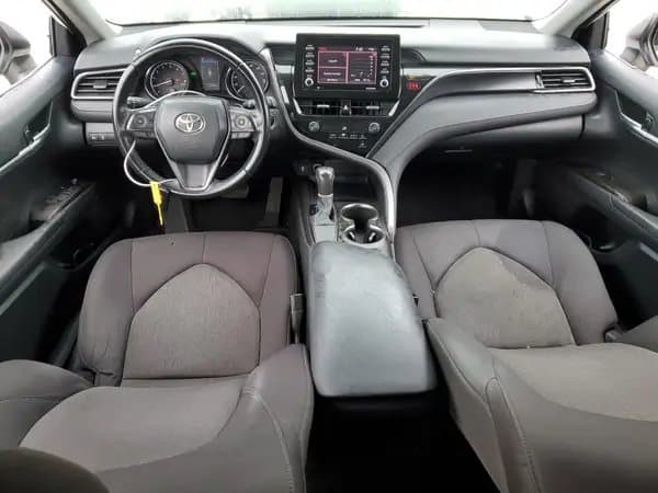 Toyota Camry 2021