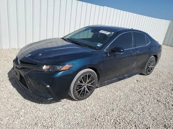 Toyota Camry 2021
