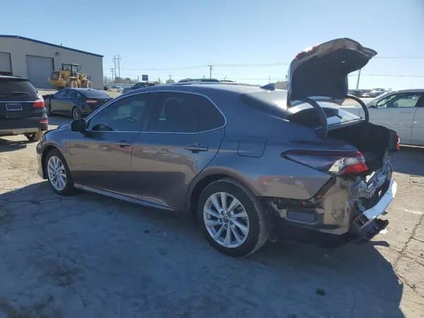 Toyota Camry 2021