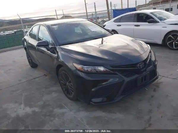 Toyota Camry 2022