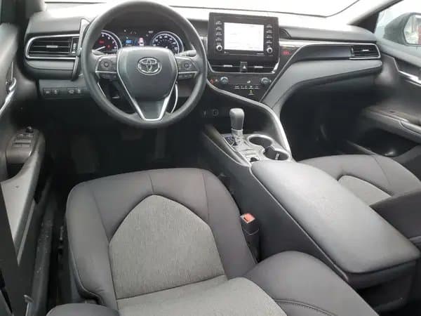 Toyota Camry 2022